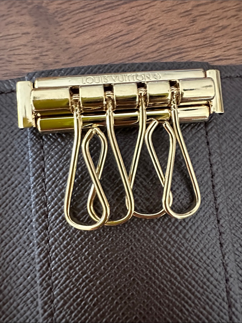 Louis Vuitton Damier Ebene Multicles 4 Key Holder with box and cert of auth - Picture 4 of 11